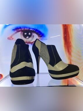Custom Upcycled  David Bowie Life on Mars Platform Heels